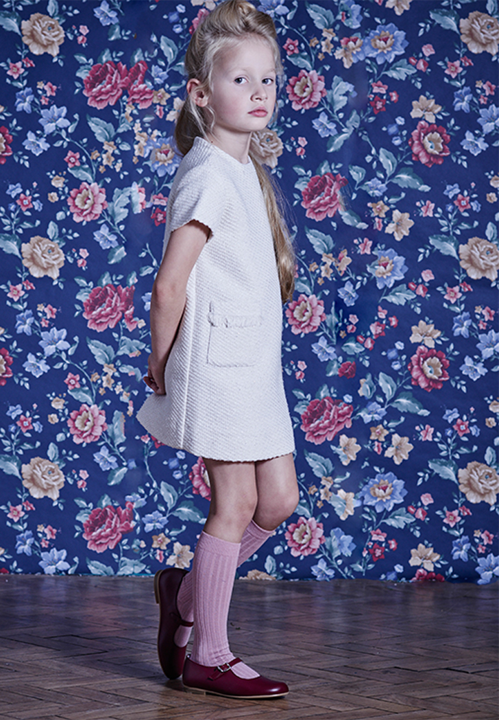moda-infantil-otoño-la-coqueta-vestido-blanco