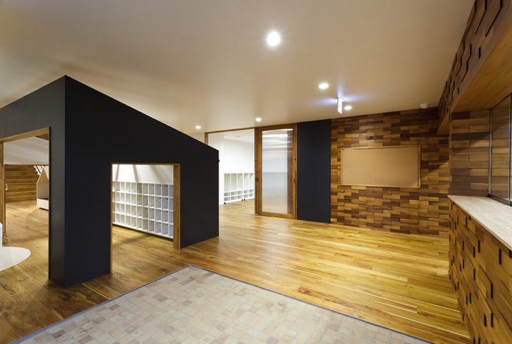 guarderia-de-diseño-japon-espacios-abiertos