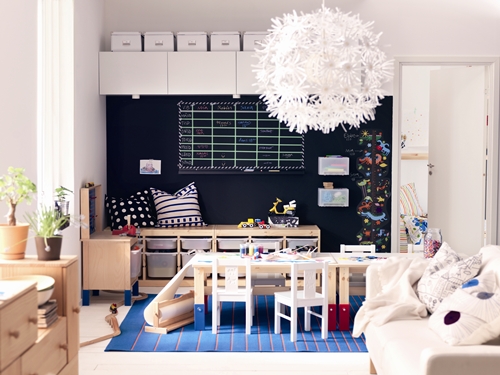 Habitacion infantil con pintura de pizarra-catalogo ikea 2014