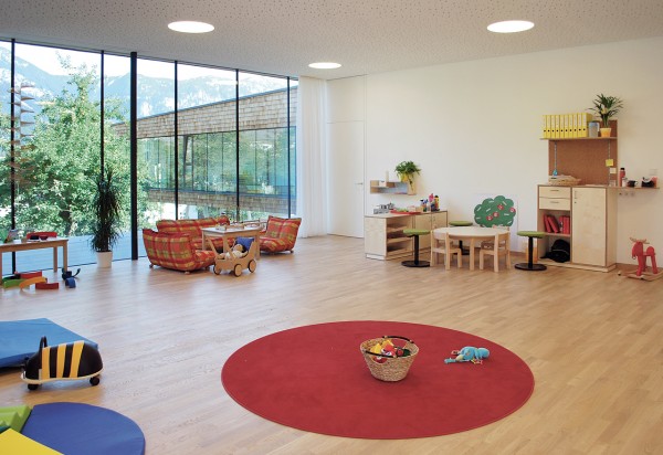 diseño-infantil_arquitectura_kindergartenkinderkrippe-haus-im-ennstal-05