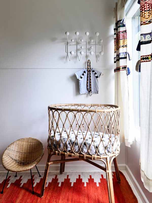 vintage-furniture-crib-wicker